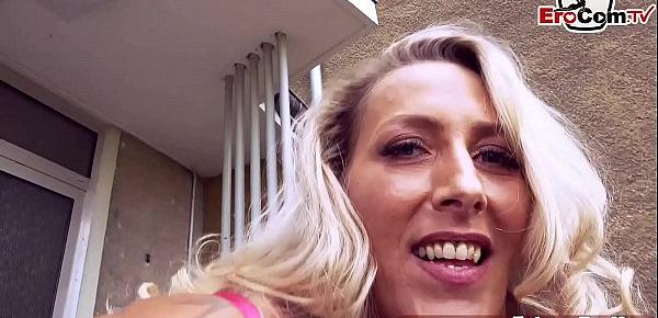  Deutsche dicke titten blonde amateur Milf Hausfrau hat ein Userdate und bekommt sperma auf die Titten